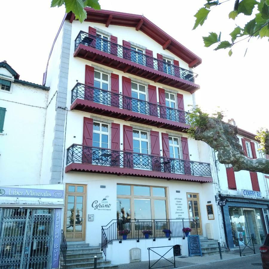 Jondoni Laurendi Kanbo Aparthotel Cambo-les-Bains Buitenkant foto